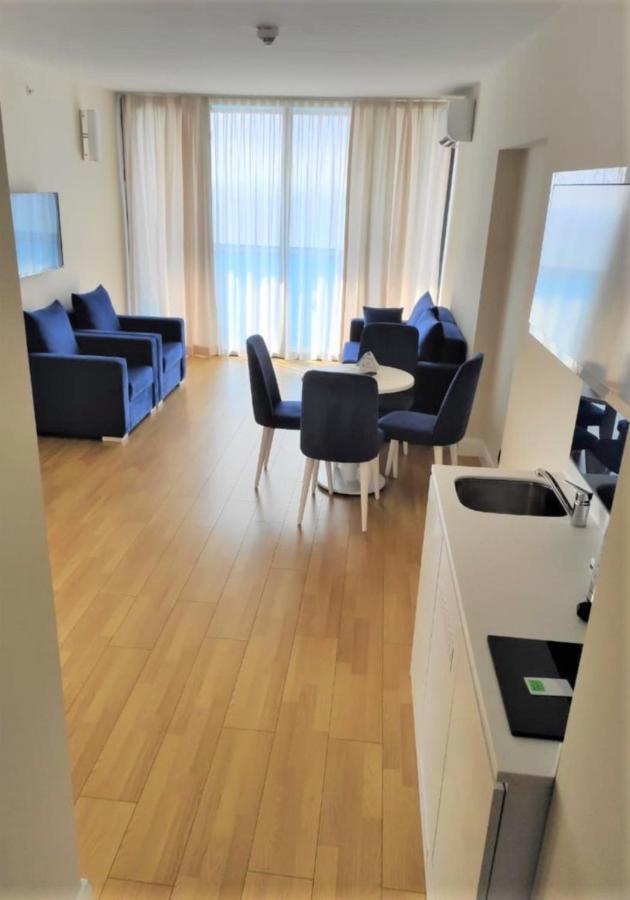 Orbi City Aparthotel Black Sea View Батуми Экстерьер фото